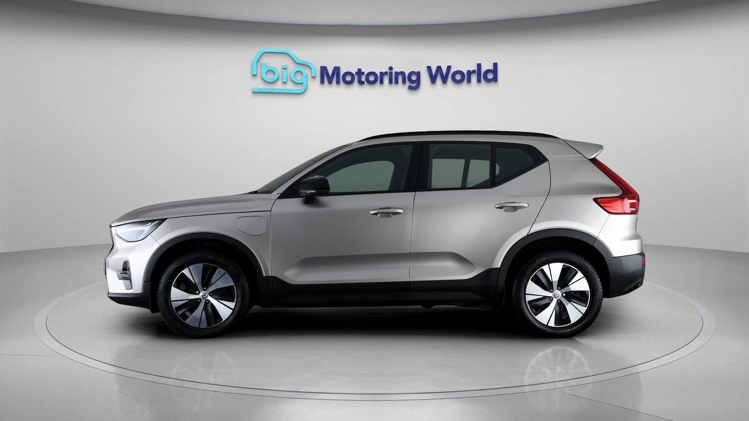Used Volvo XC40 for sale - 77477985: Photo 4