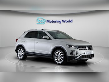 Used Volkswagen T-Roc 2023 for sale - 78123840: Photo