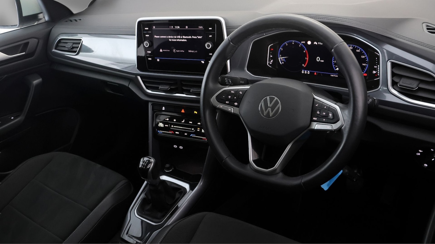 Used Volkswagen T-Roc 2023 for sale - 78123840: Photo 9