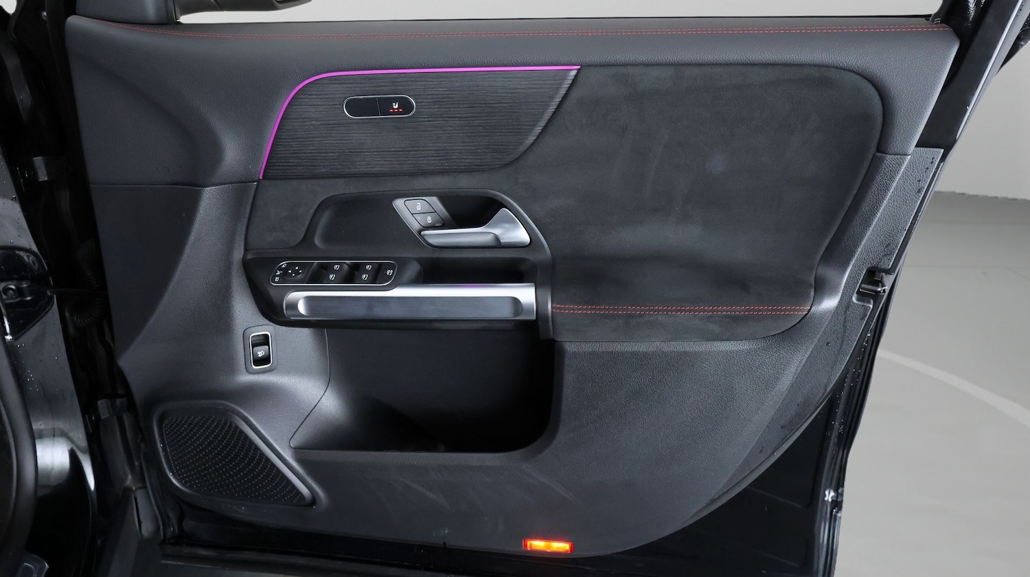 Used Mercedes-Benz EQB 2023 for sale - 77274703: Photo 15