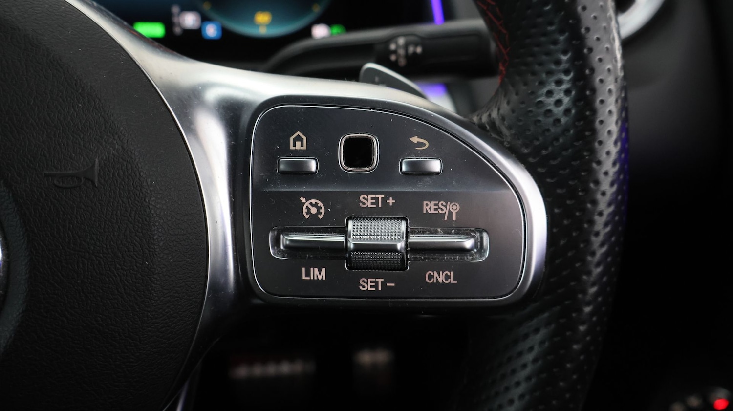 Used Mercedes-Benz EQB 2023 for sale - 77274703: Photo 25