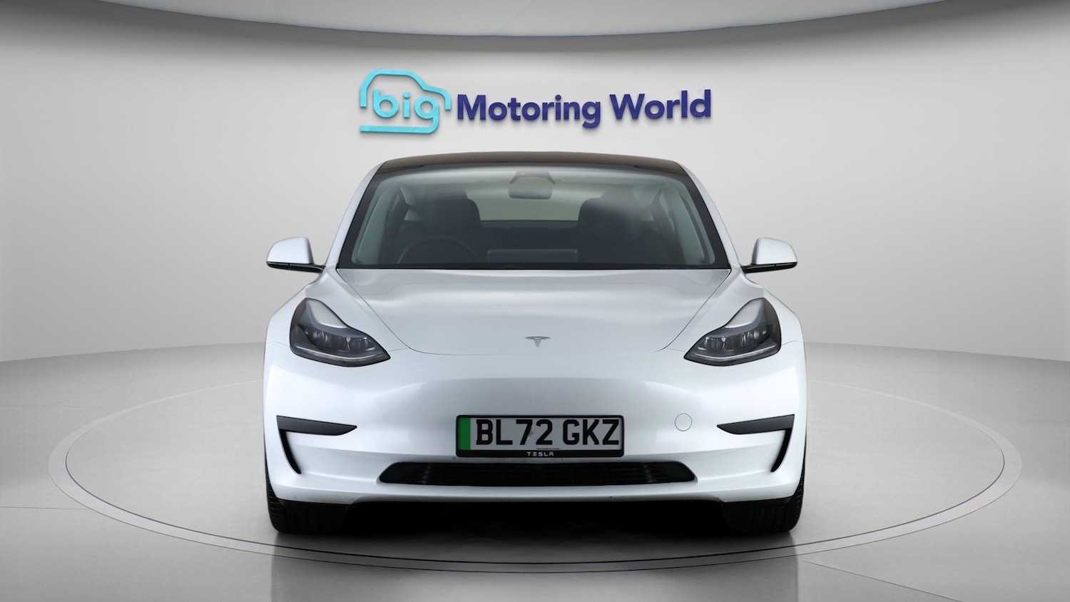Used Tesla Model 3 for sale - 77365058: Photo 2