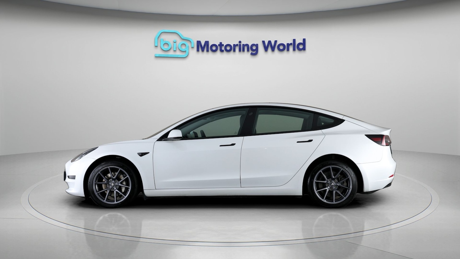 Used Tesla Model 3 for sale - 77365058: Photo 4