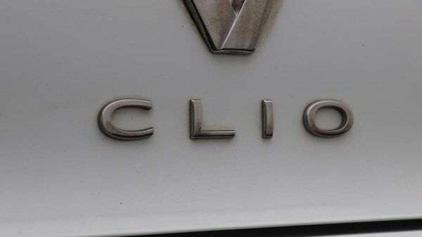 Used Renault Clio for sale - 76284434: Photo 23