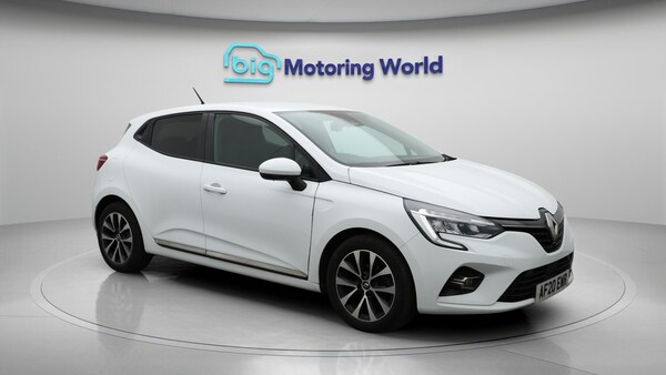 Used Renault Clio for sale - 76284434: Photo 2
