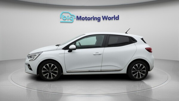 Used Renault Clio for sale - 76284434: Photo 5