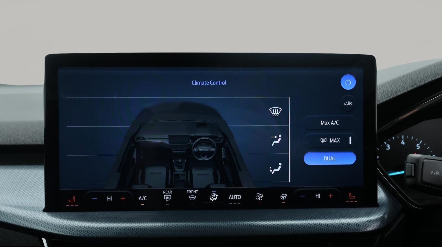 Used Ford Focus 2023 for sale - 76485229: Photo 12