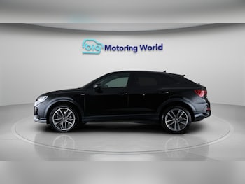 Used Audi Q3 2021 for sale - 75682303: Photo