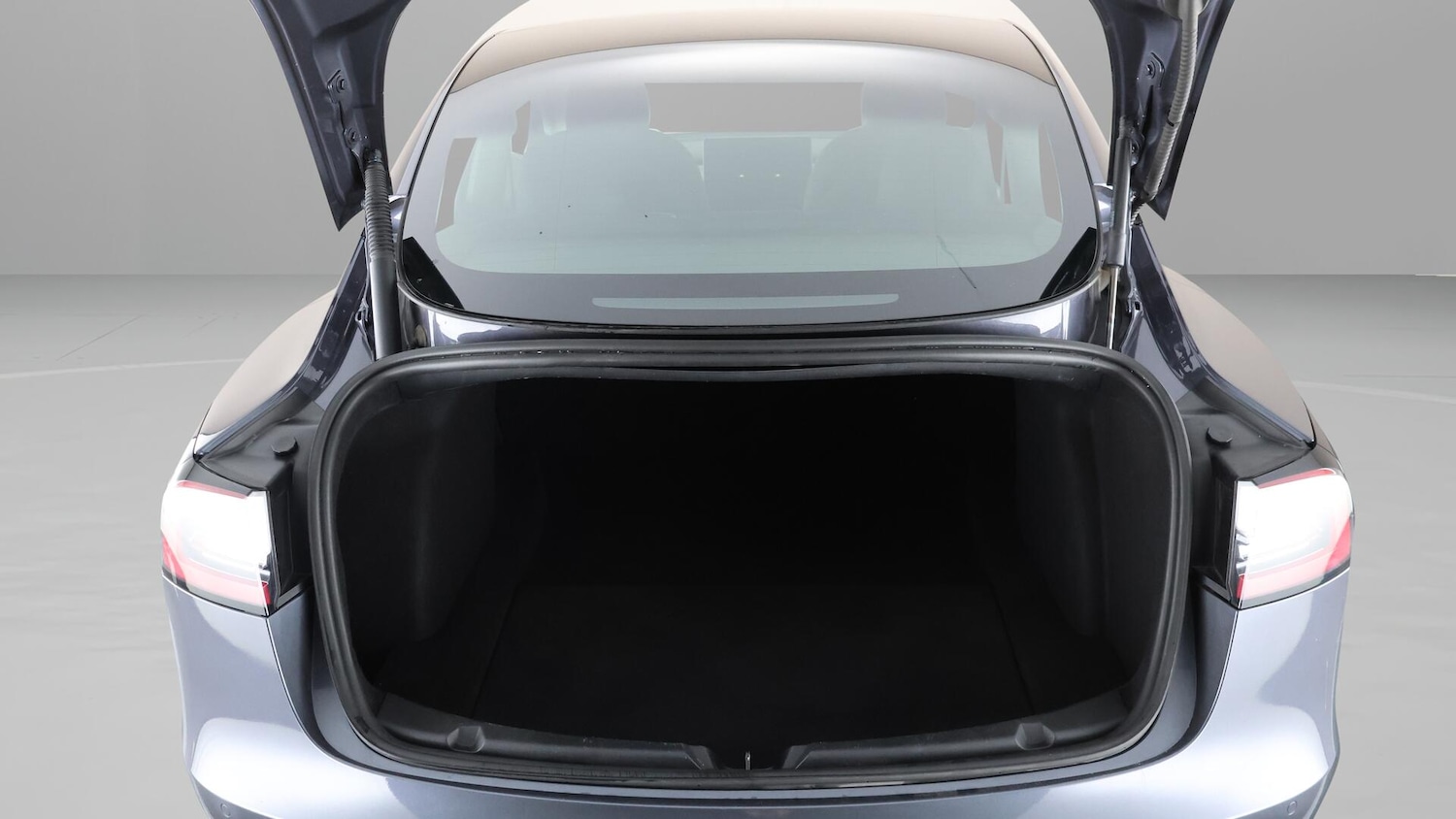 Used Tesla Model 3 2021 for sale - 76099330: Photo 17