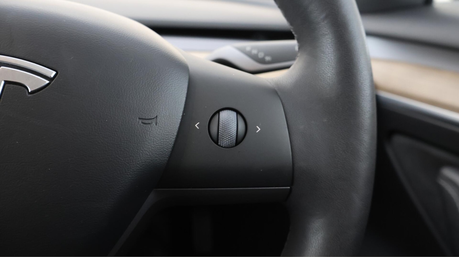 Used Tesla Model 3 2021 for sale - 76099330: Photo 23