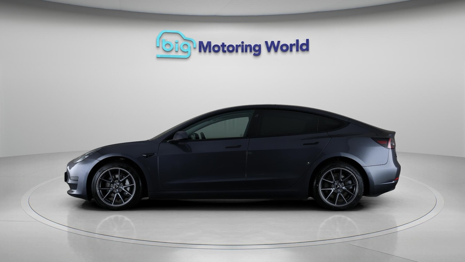 Used Tesla Model 3 2021 for sale - 76099330: Photo 4