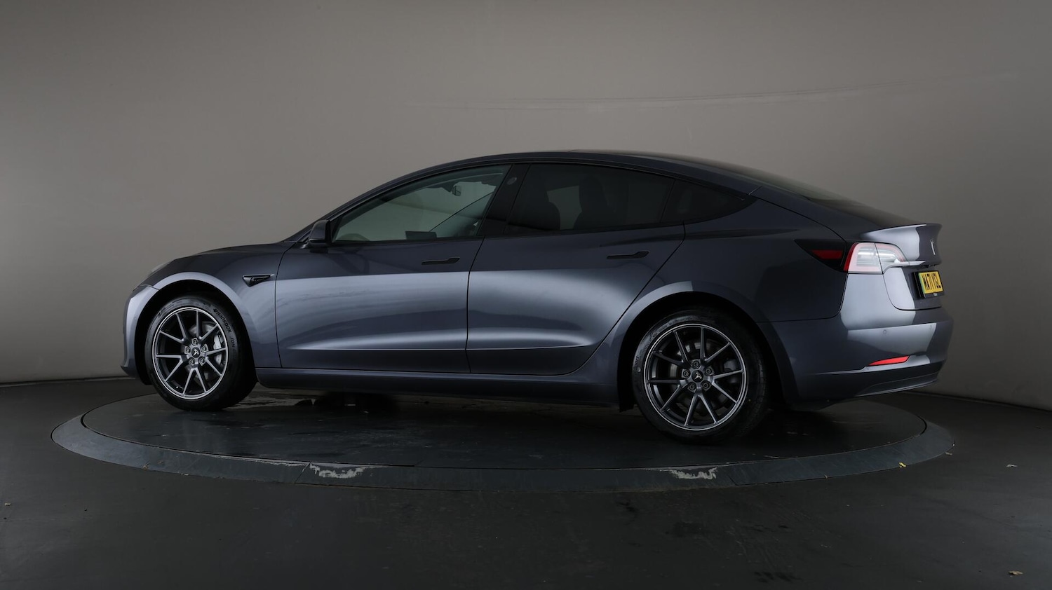 Used Tesla Model 3 2021 for sale - 76099330: Photo 77
