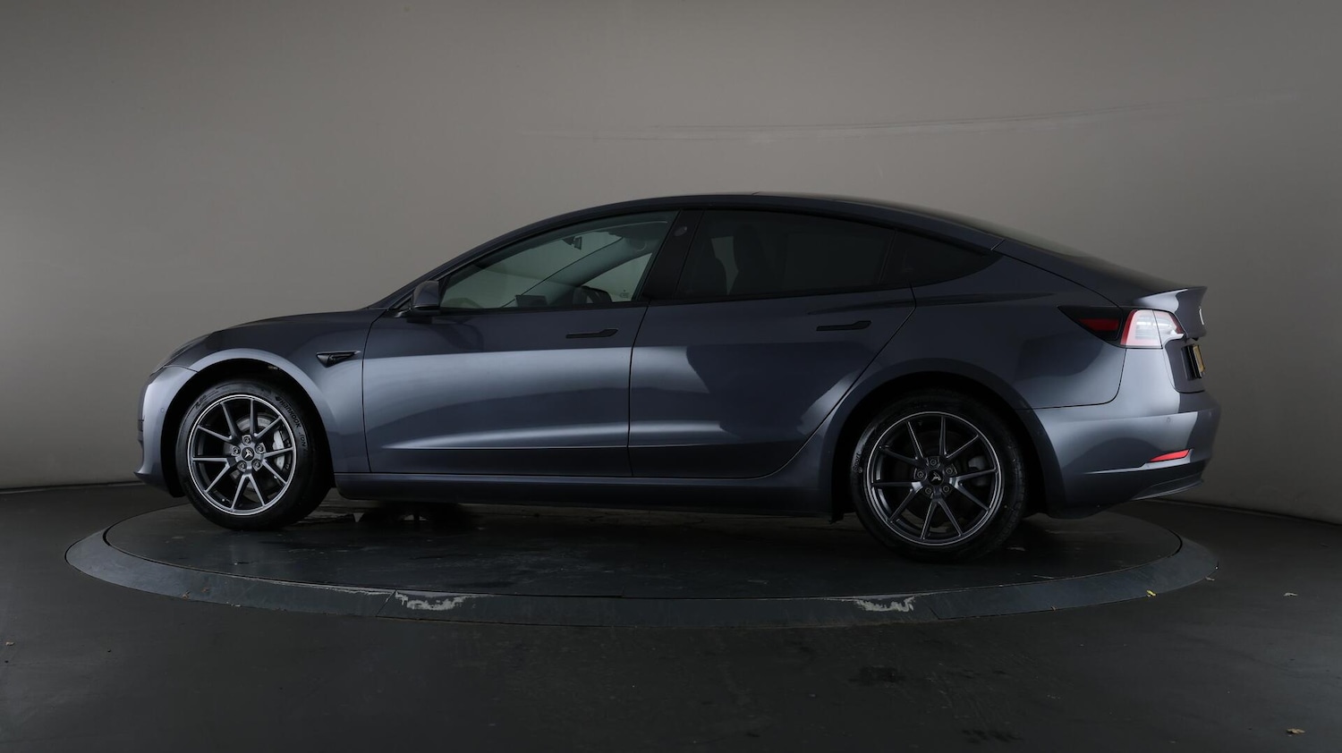 Used Tesla Model 3 2021 for sale - 76099330: Photo 78