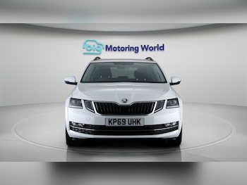 Used Skoda Octavia 2019 for sale - 77324591: Photo