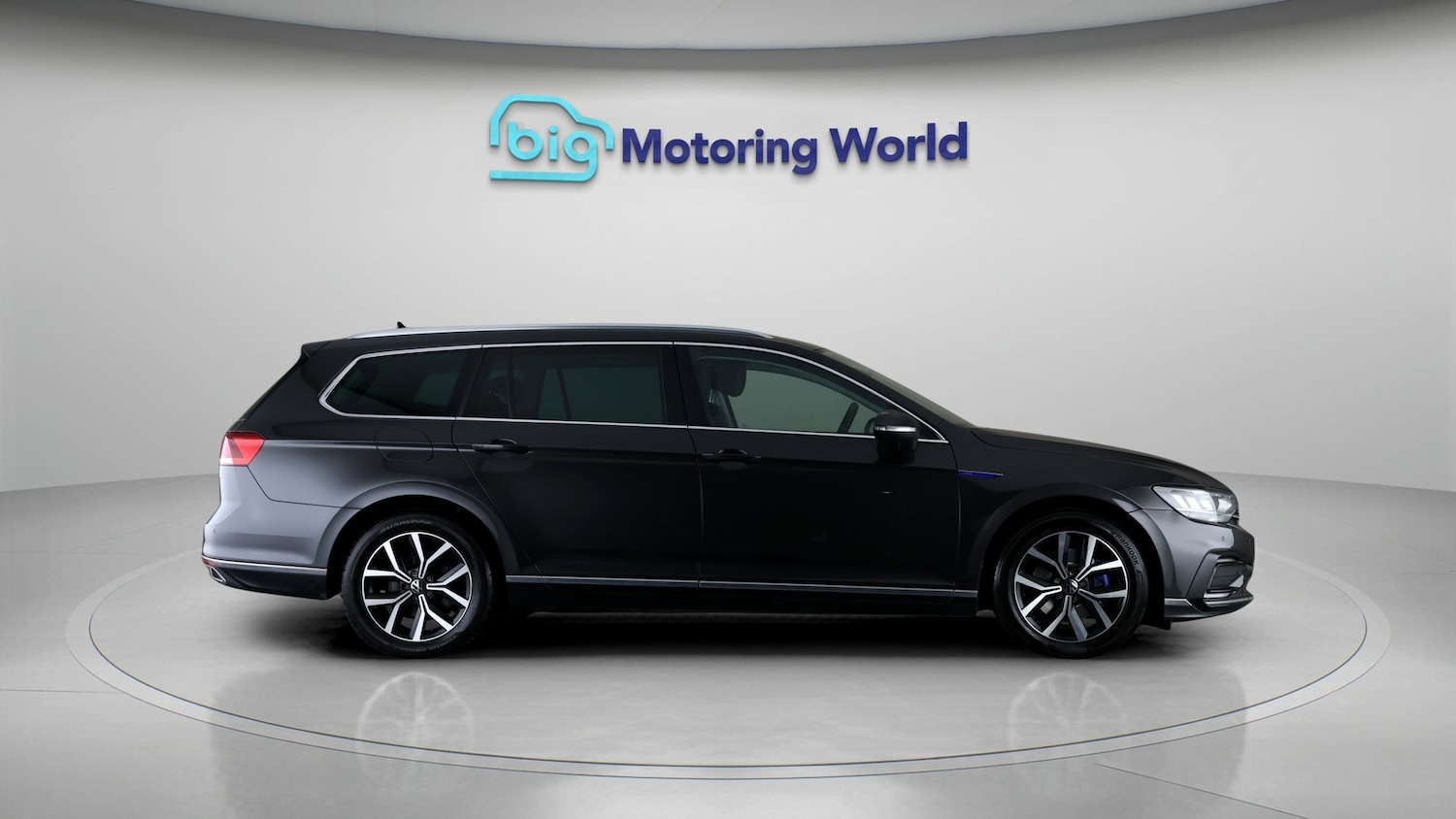 Used Volkswagen Passat 2023 for sale - 77381426: Photo 8