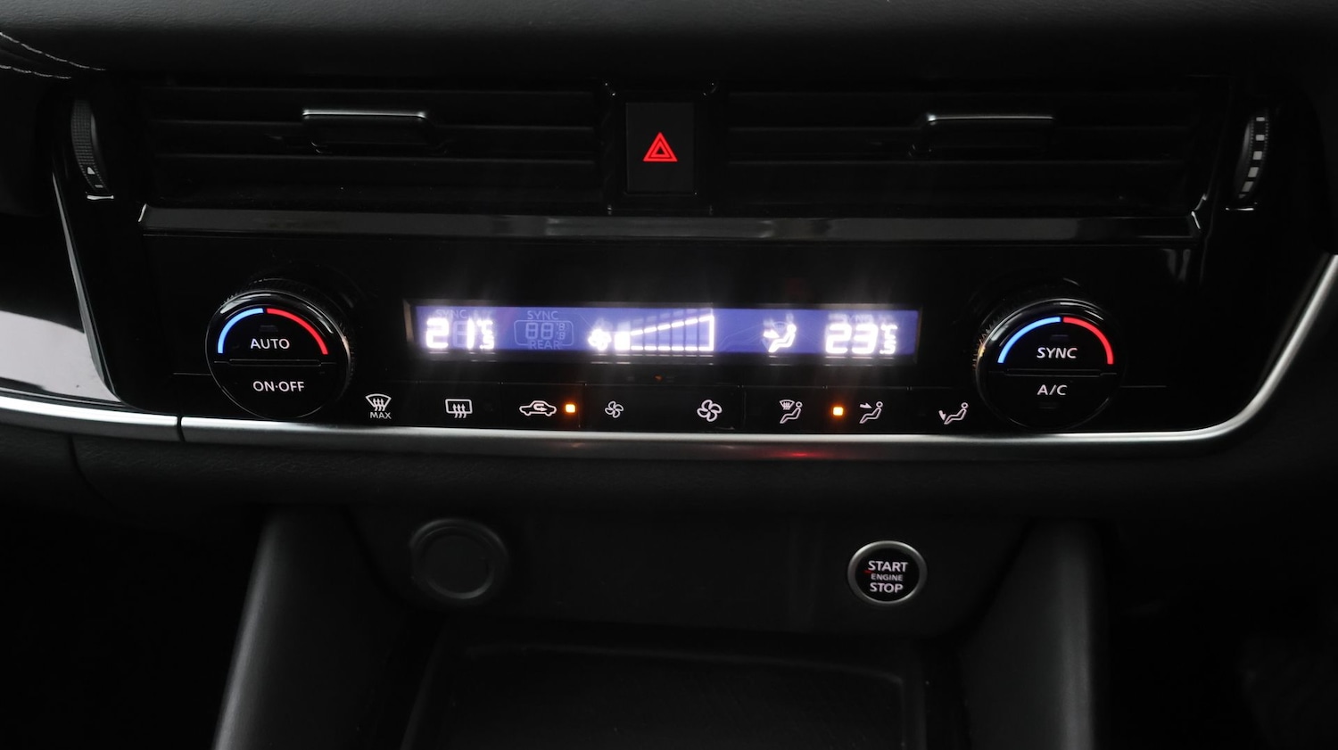 Used Nissan Qashqai for sale - 77195365: Photo 12