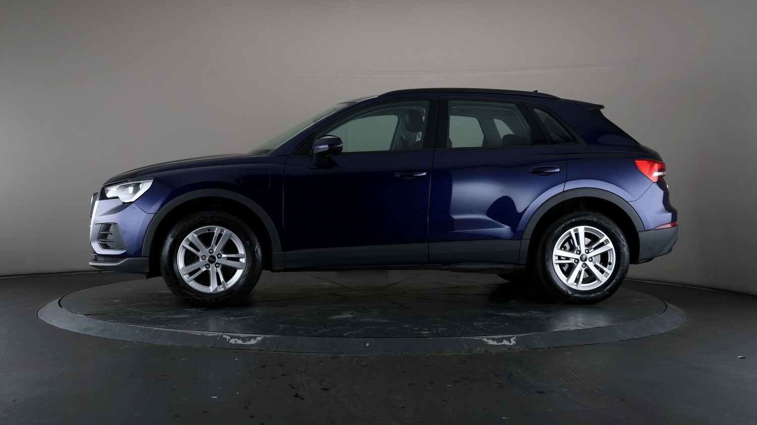 Used Audi Q3 for sale - 76810649: Photo 32