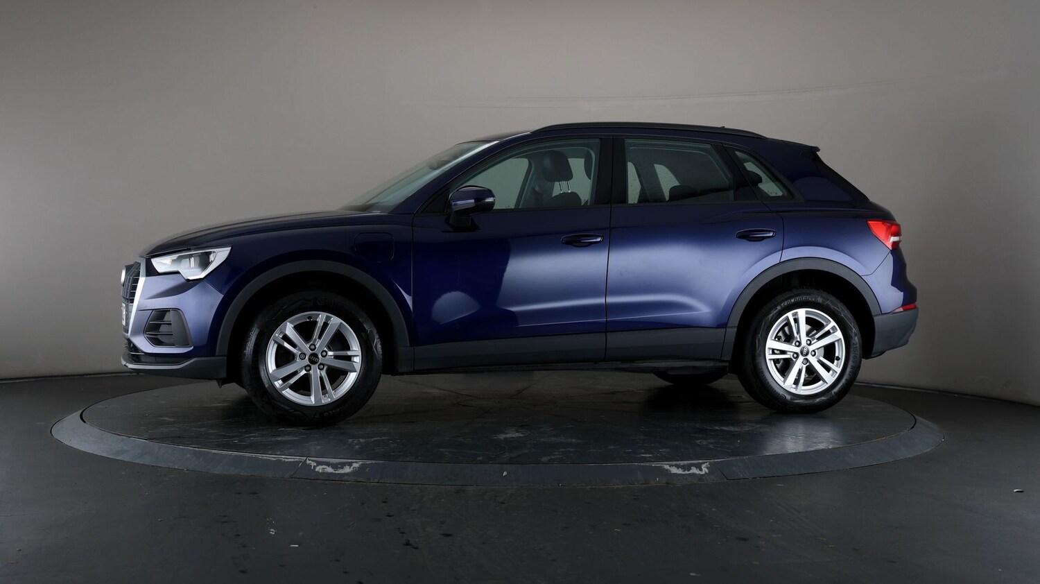 Used Audi Q3 for sale - 76810649: Photo 33