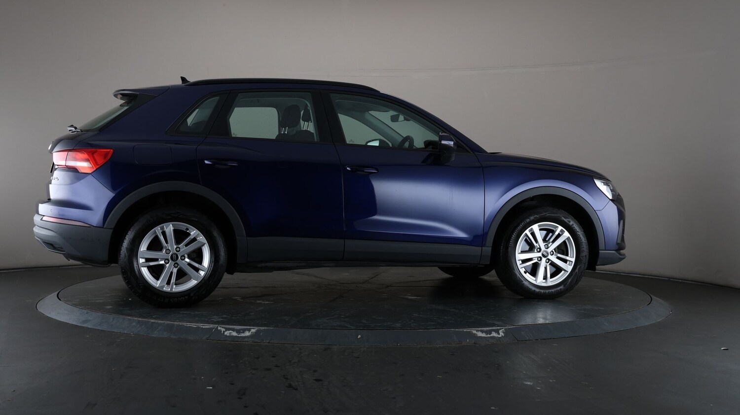 Used Audi Q3 for sale - 76810649: Photo 56