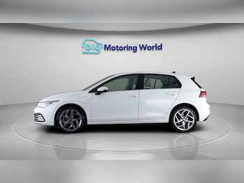 Used Volkswagen Golf 2023 for sale - 77749736: Photo