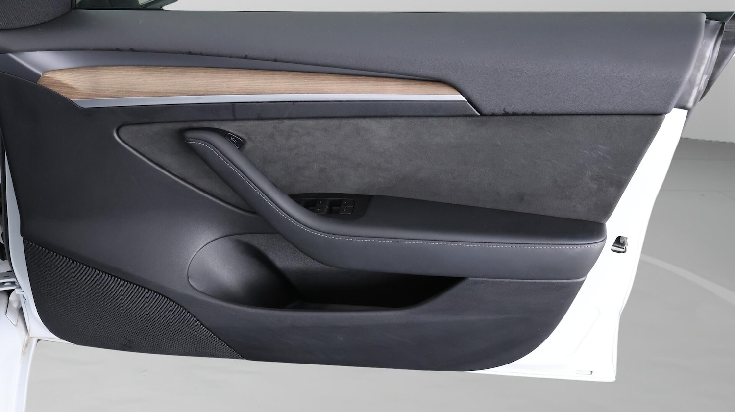 Used Tesla Model 3 2021 for sale - 76765658: Photo 16