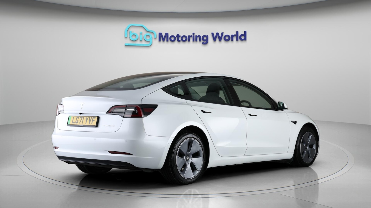 Used Tesla Model 3 2021 for sale - 76765658: Photo 8