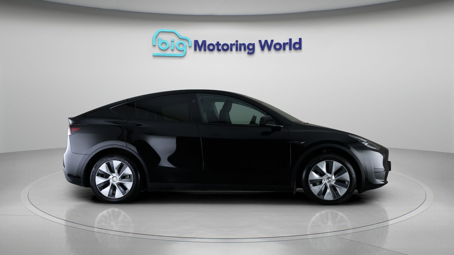 Used Tesla Model Y 2024 for sale - 77610529: Photo 8