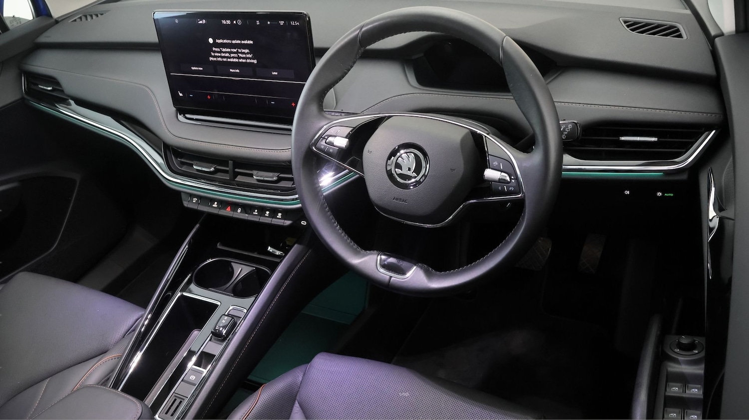 Used Skoda Enyaq 2022 for sale - 77216396: Photo 9