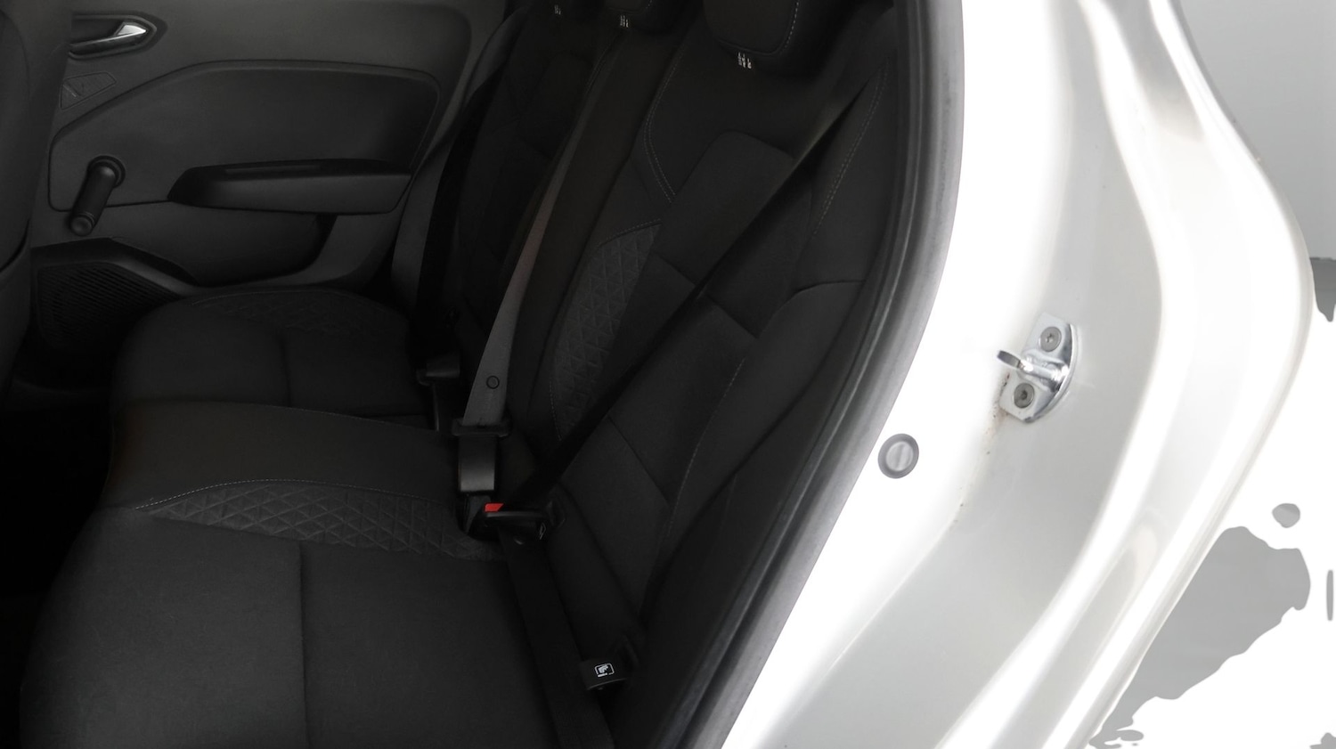 Used Renault Clio 2021 for sale - 77399497: Photo 16