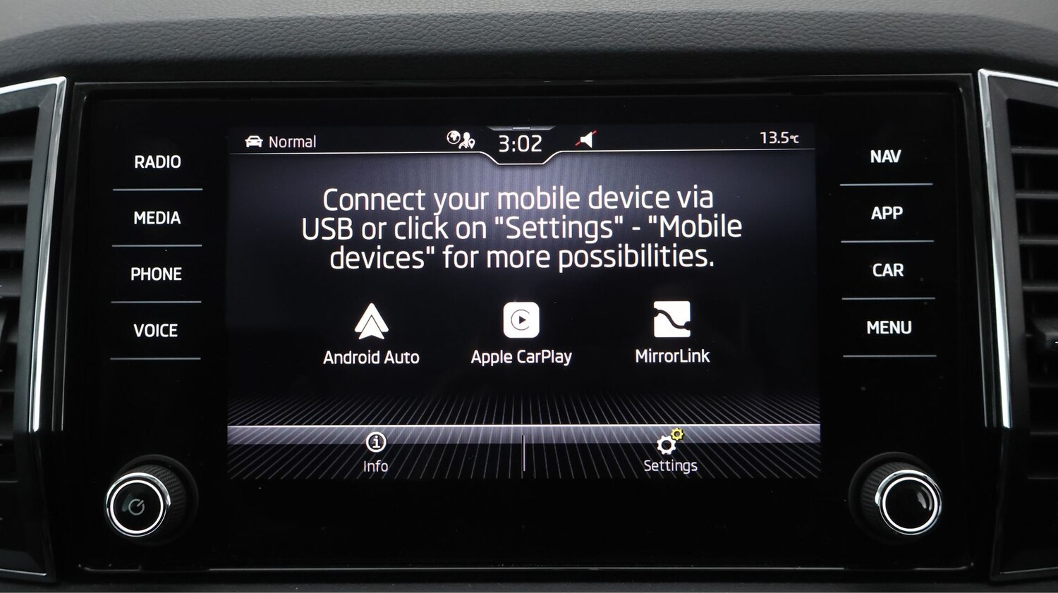 Used Skoda Karoq 2022 for sale - 77573695: Photo 23