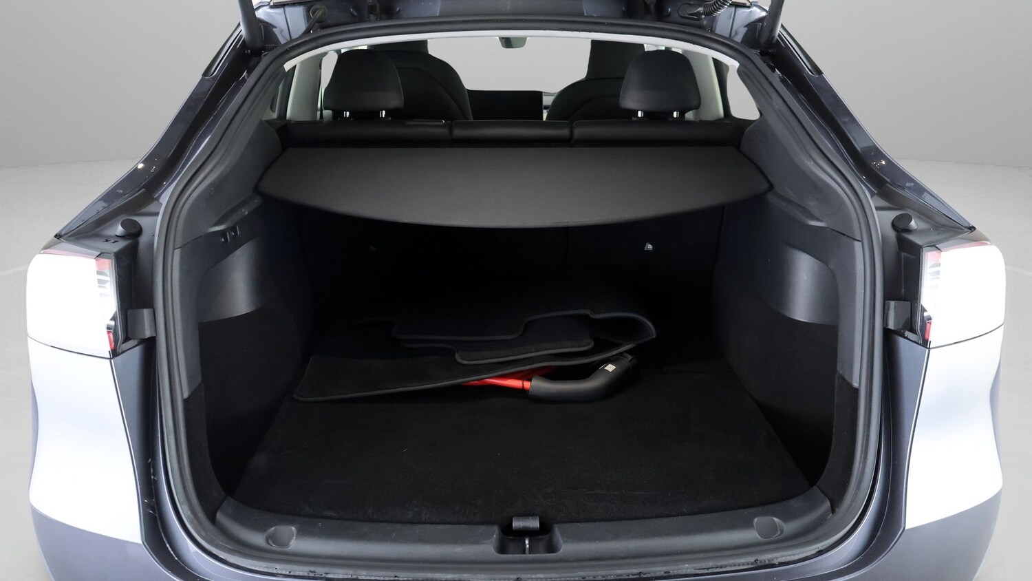 Used Tesla Model Y 2022 for sale - 77935938: Photo 17