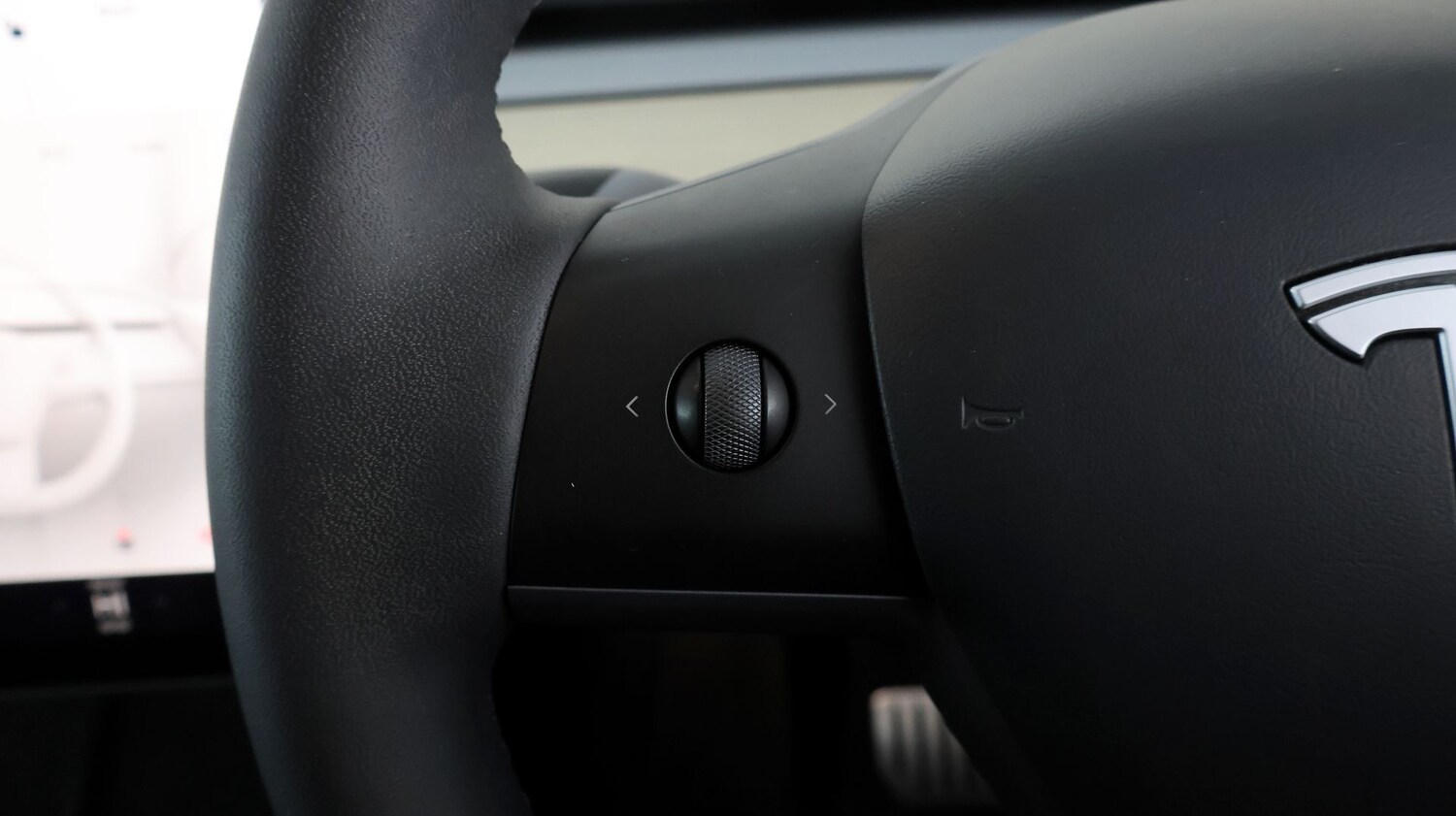 Used Tesla Model Y 2022 for sale - 77935938: Photo 22