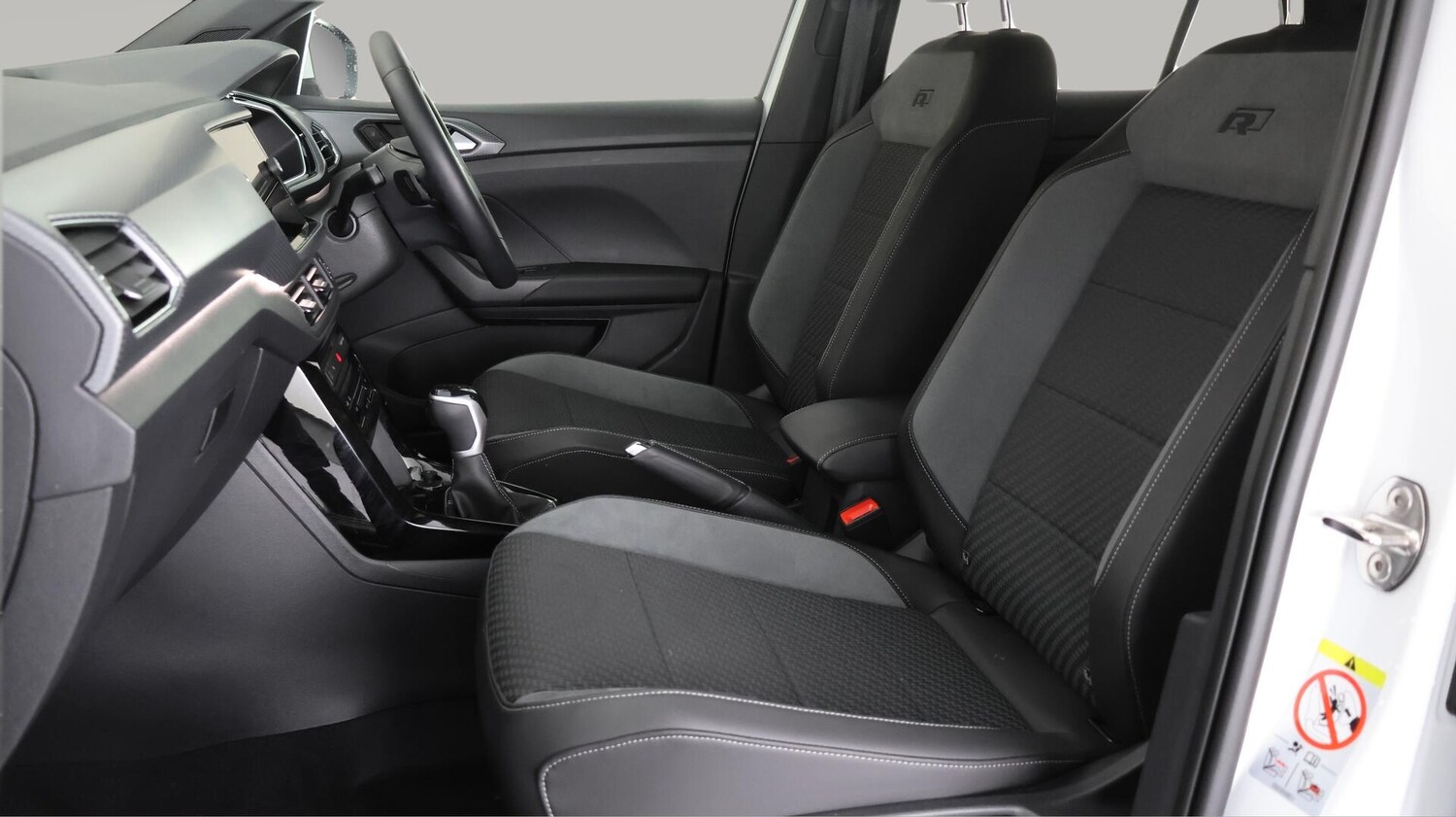 Used Volkswagen T-Cross 2024 for sale - 76596943: Photo 15