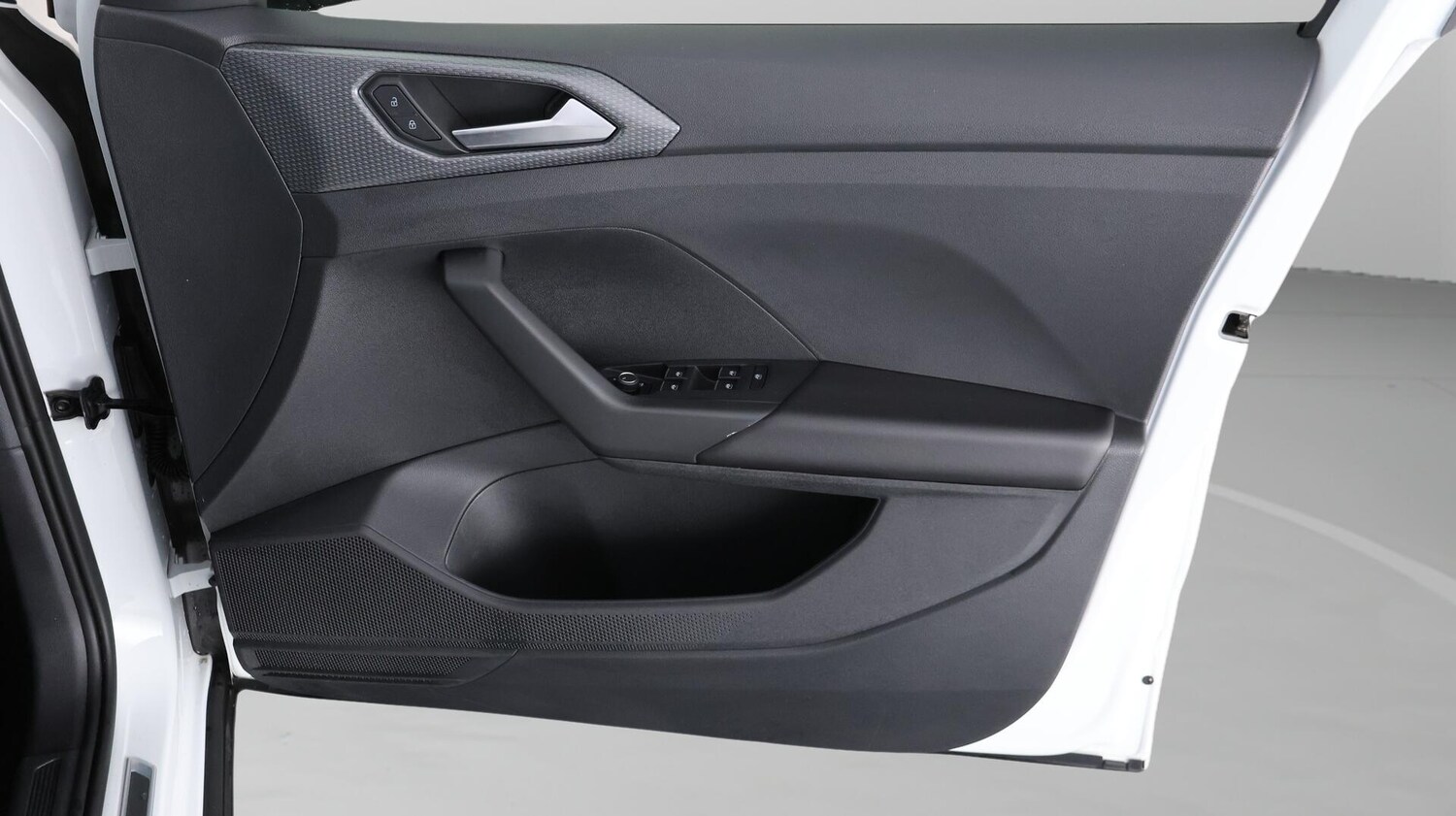 Used Volkswagen T-Cross 2024 for sale - 76596943: Photo 16