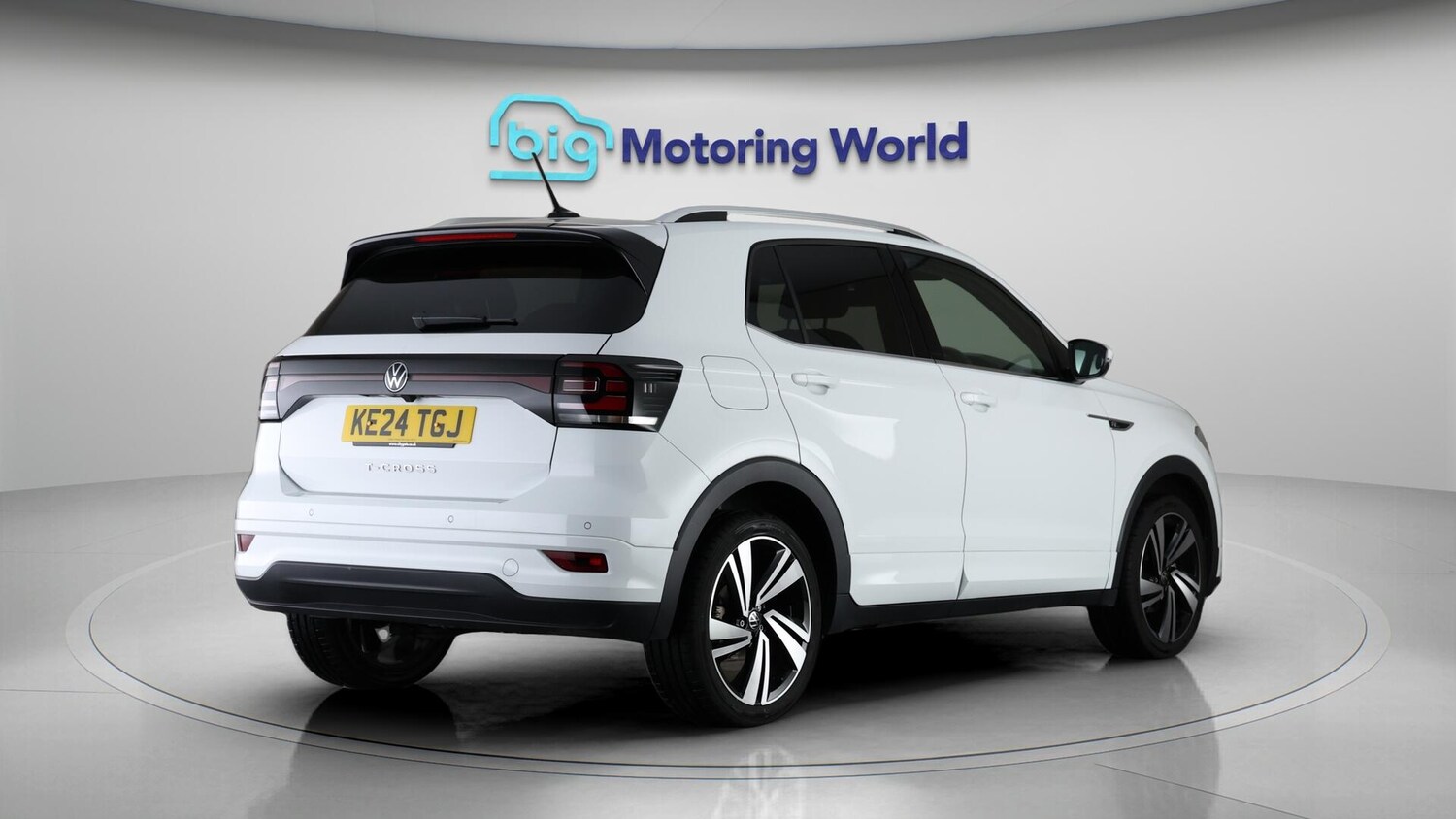 Used Volkswagen T-Cross 2024 for sale - 76596943: Photo 8