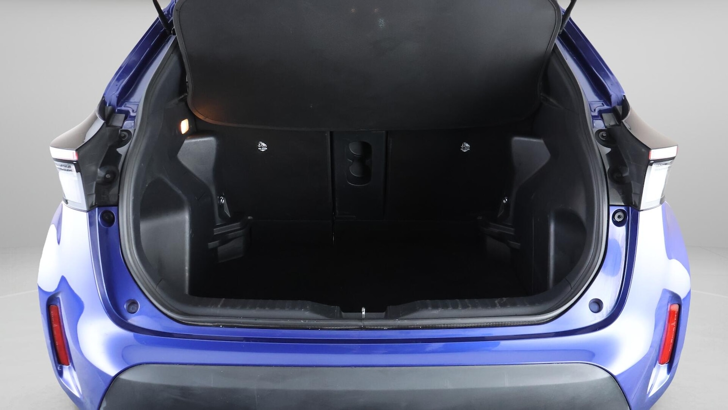 Used Toyota Yaris Cross 2023 for sale - 76522342: Photo 17