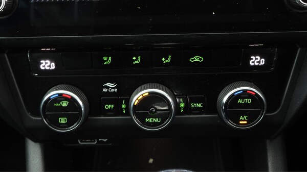 Used Skoda Octavia 2020 for sale - 76179445: Photo 12