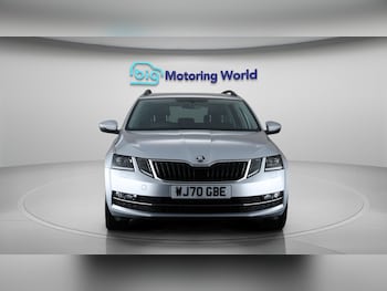Used Skoda Octavia 2020 for sale - 76179445: Photo 2