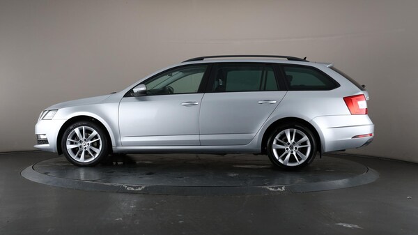 Used Skoda Octavia 2020 for sale - 76179445: Photo 38