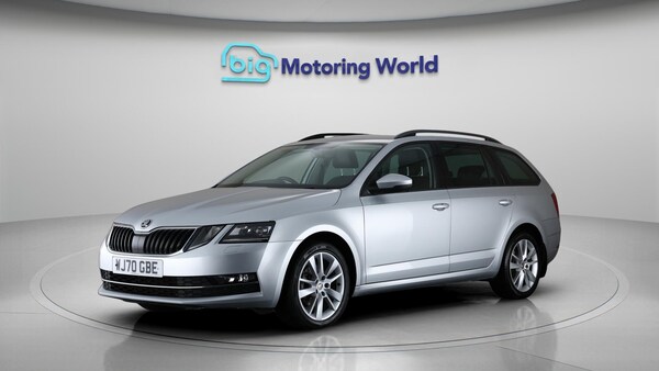Used Skoda Octavia 2020 for sale - 76179445: Photo 3