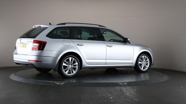 Used Skoda Octavia 2020 for sale - 76179445: Photo 66