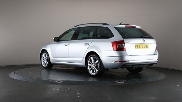 Used Skoda Octavia 2020 for sale - 76179445: Photo 75