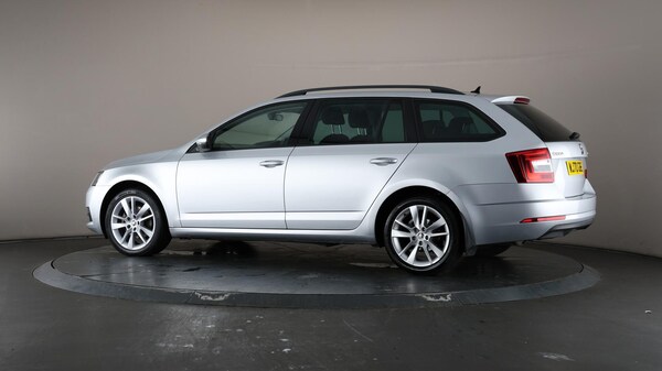 Used Skoda Octavia 2020 for sale - 76179445: Photo 78