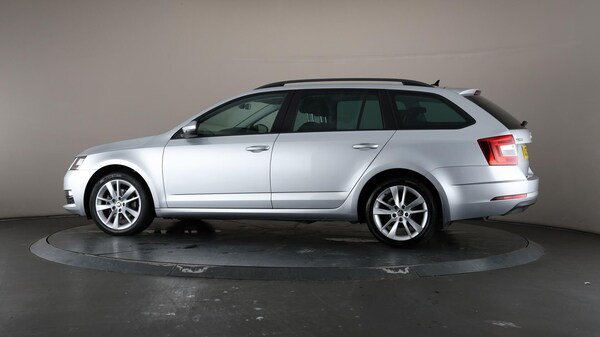 Used Skoda Octavia 2020 for sale - 76179445: Photo 79