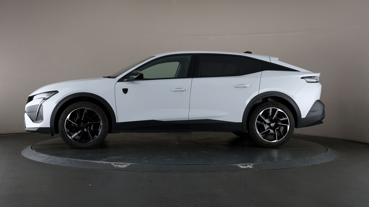 Used Peugeot 408 2024 for sale - 76810228: Photo 31