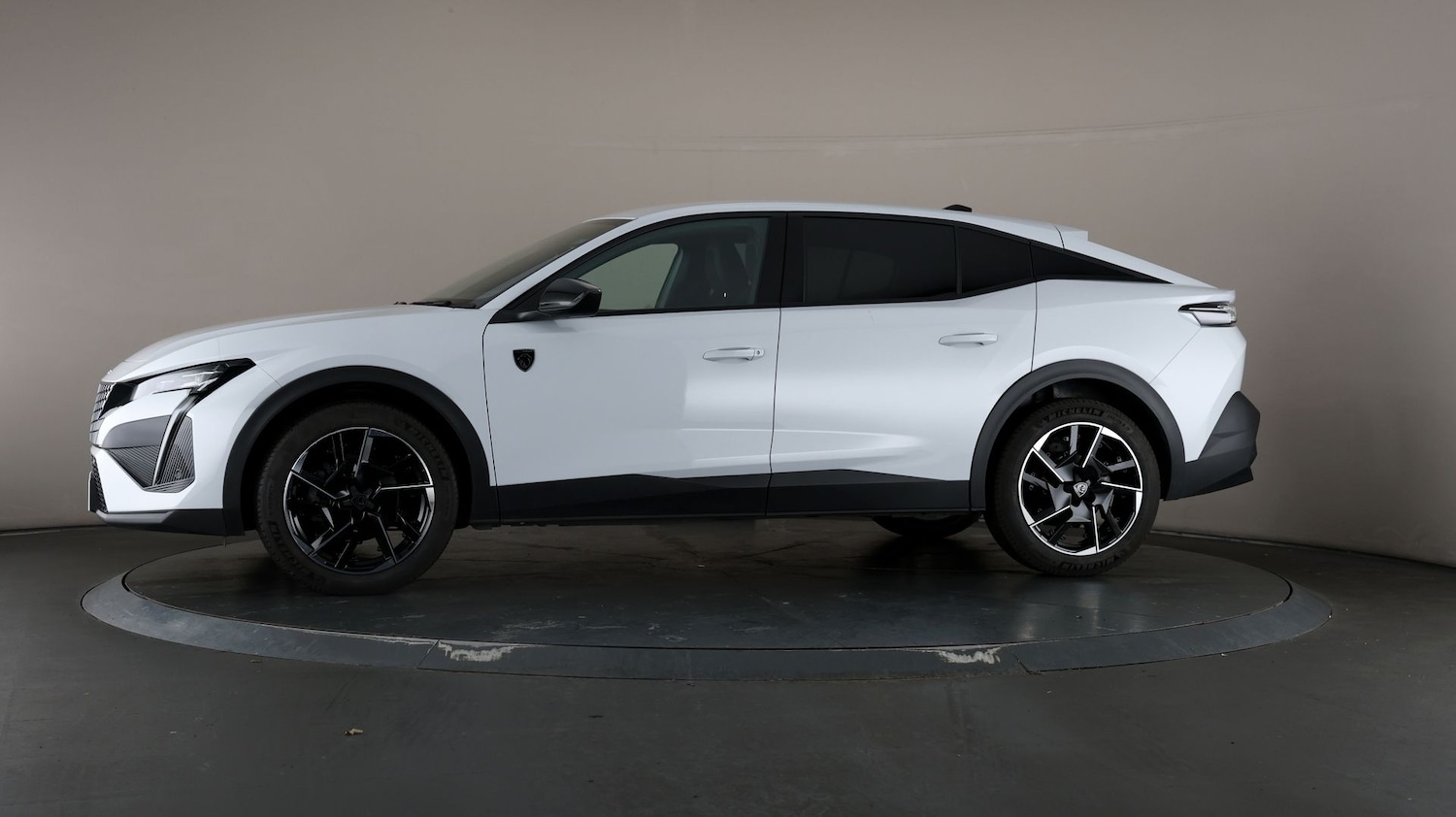 Used Peugeot 408 2024 for sale - 76810228: Photo 32