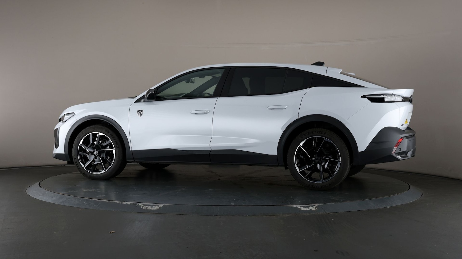 Used Peugeot 408 2024 for sale - 76810228: Photo 70