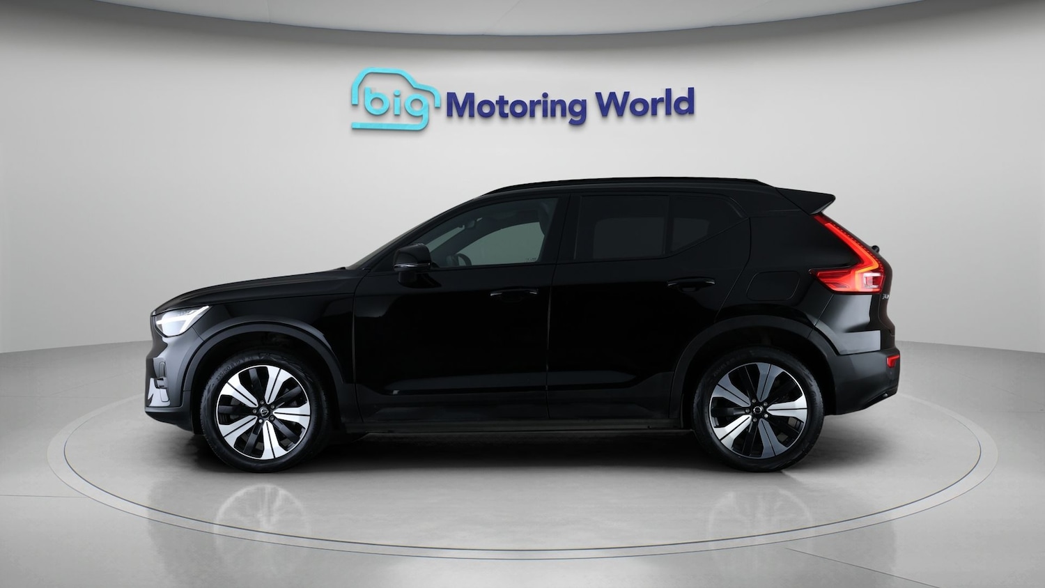 Used Volvo XC40 2023 for sale - 77689457: Photo 4