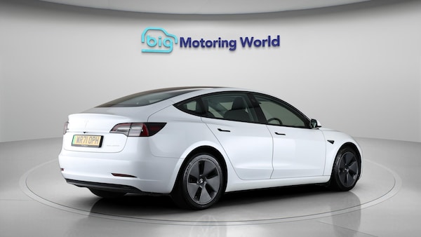 Used Tesla Model 3 2021 for sale - 76227297: Photo 8