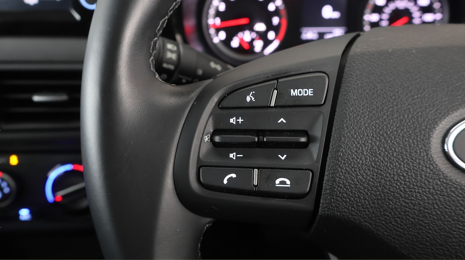 Used Hyundai i10 2022 for sale - 77704218: Photo 20